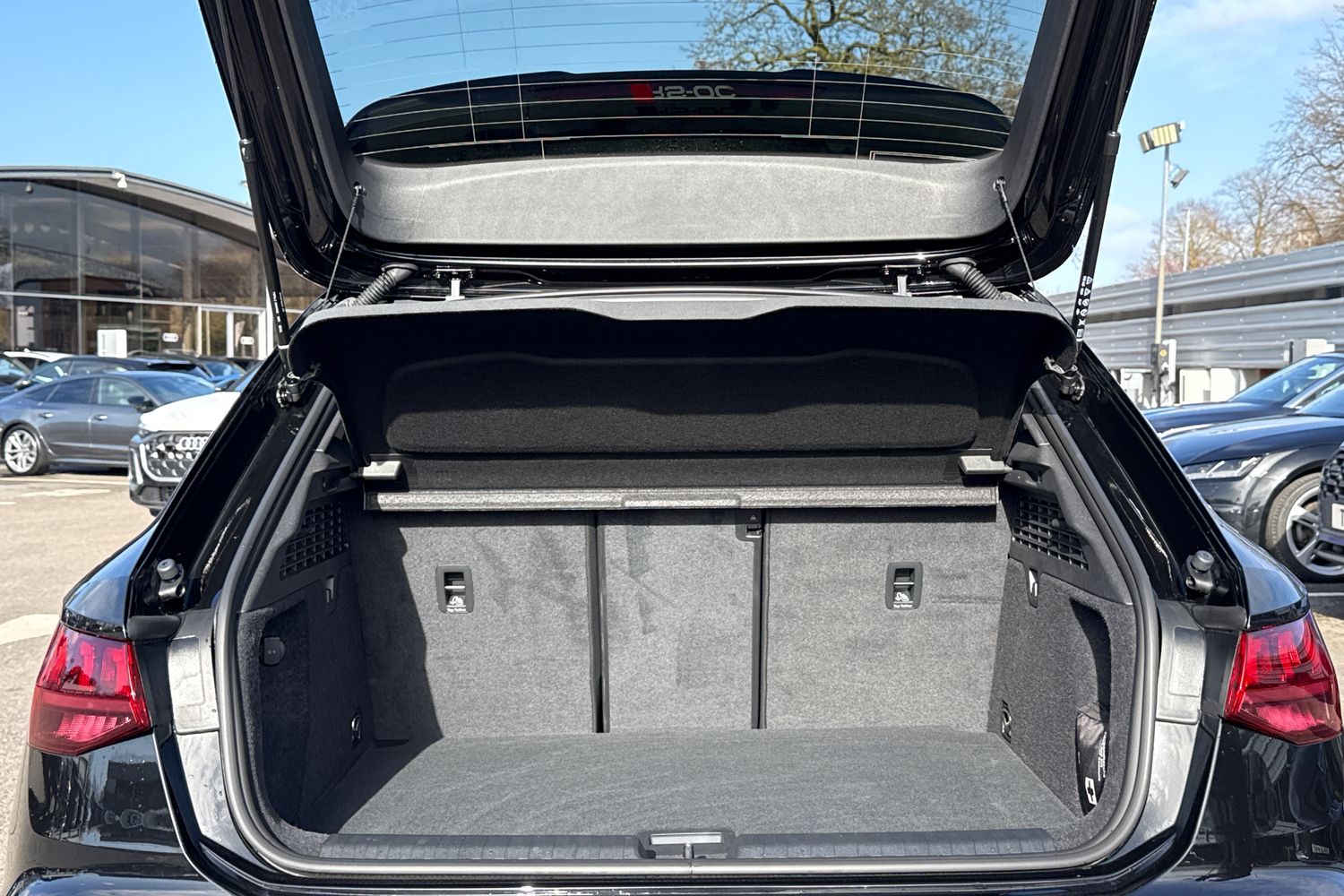 Used Audi RS3 2024 for sale - 78078962: Photo 7