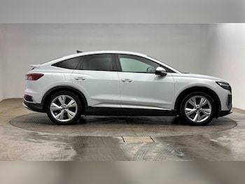 Used Audi Q4 e-tron 2022 for sale - 78956354: Photo