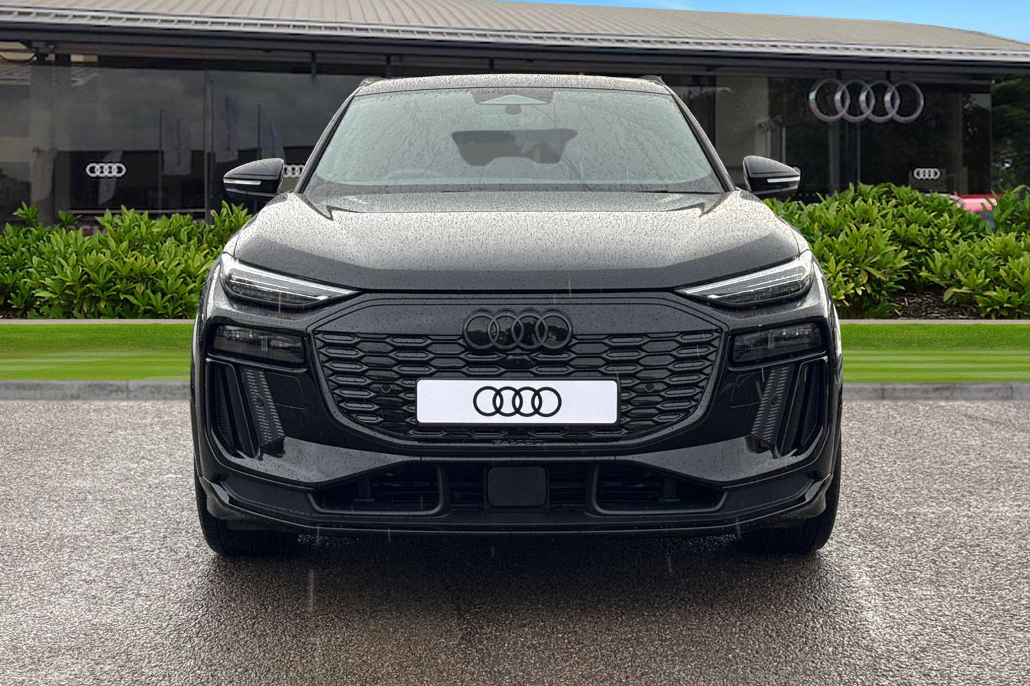 Used Audi Q6 e-tron 2025 for sale - 76177431: Photo 5