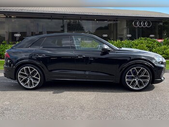 Used Audi RS Q8 2025 for sale - 75819888: Photo