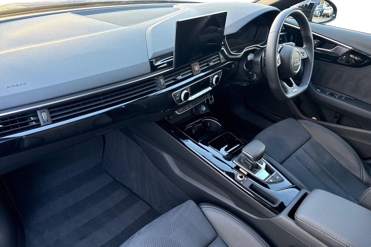 Used Audi A4 Avant 2023 for sale - 76368707: Photo 15
