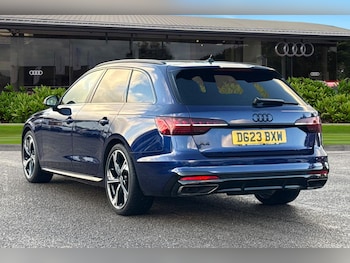Used Audi A4 Avant 2023 for sale - 76368707: Photo