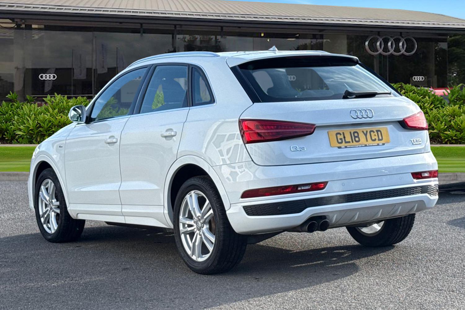 Used Audi Q3 2018 for sale - 77666217: Photo 2