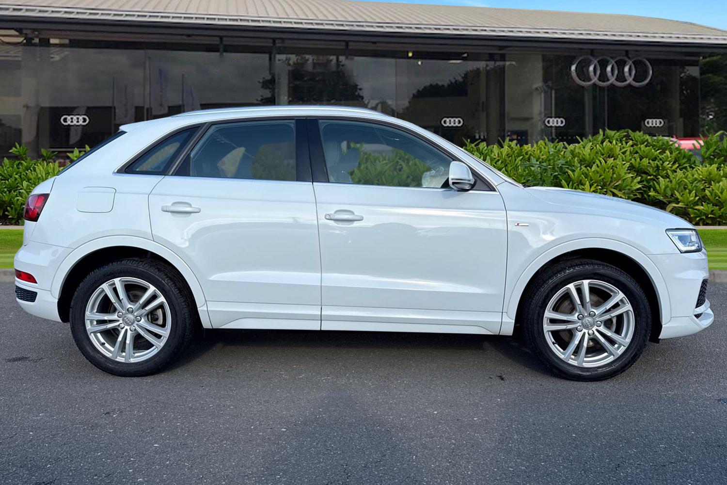 Used Audi Q3 2018 for sale - 77666217: Photo 3