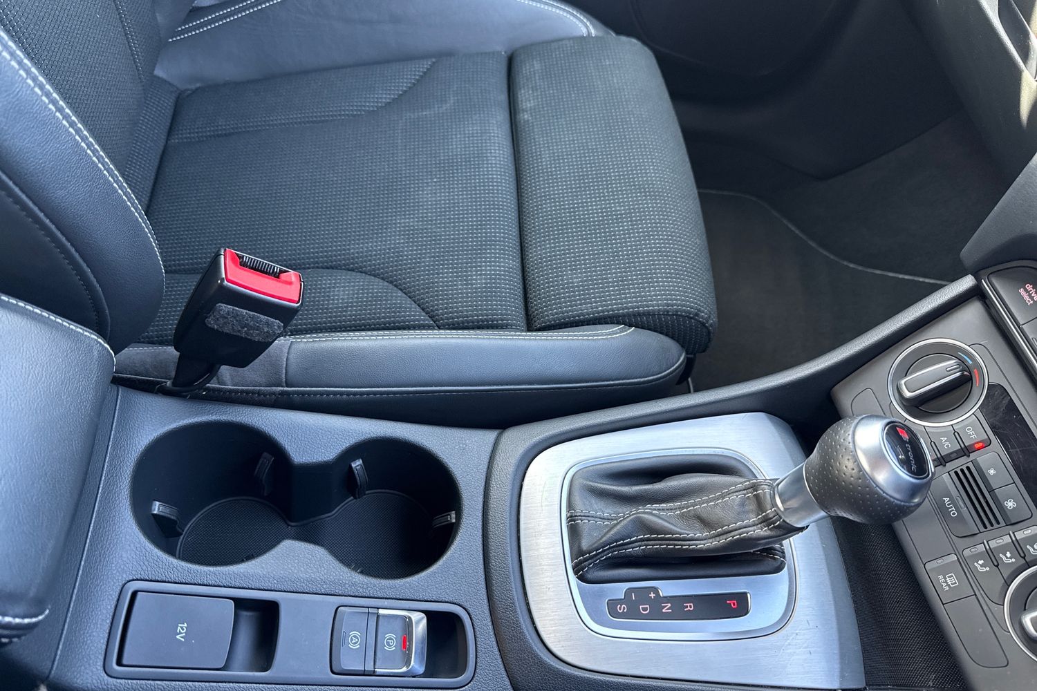 Used Audi Q3 2018 for sale - 77666217: Photo 43