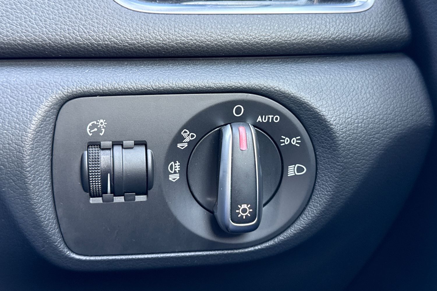 Used Audi Q3 2018 for sale - 77666217: Photo 49