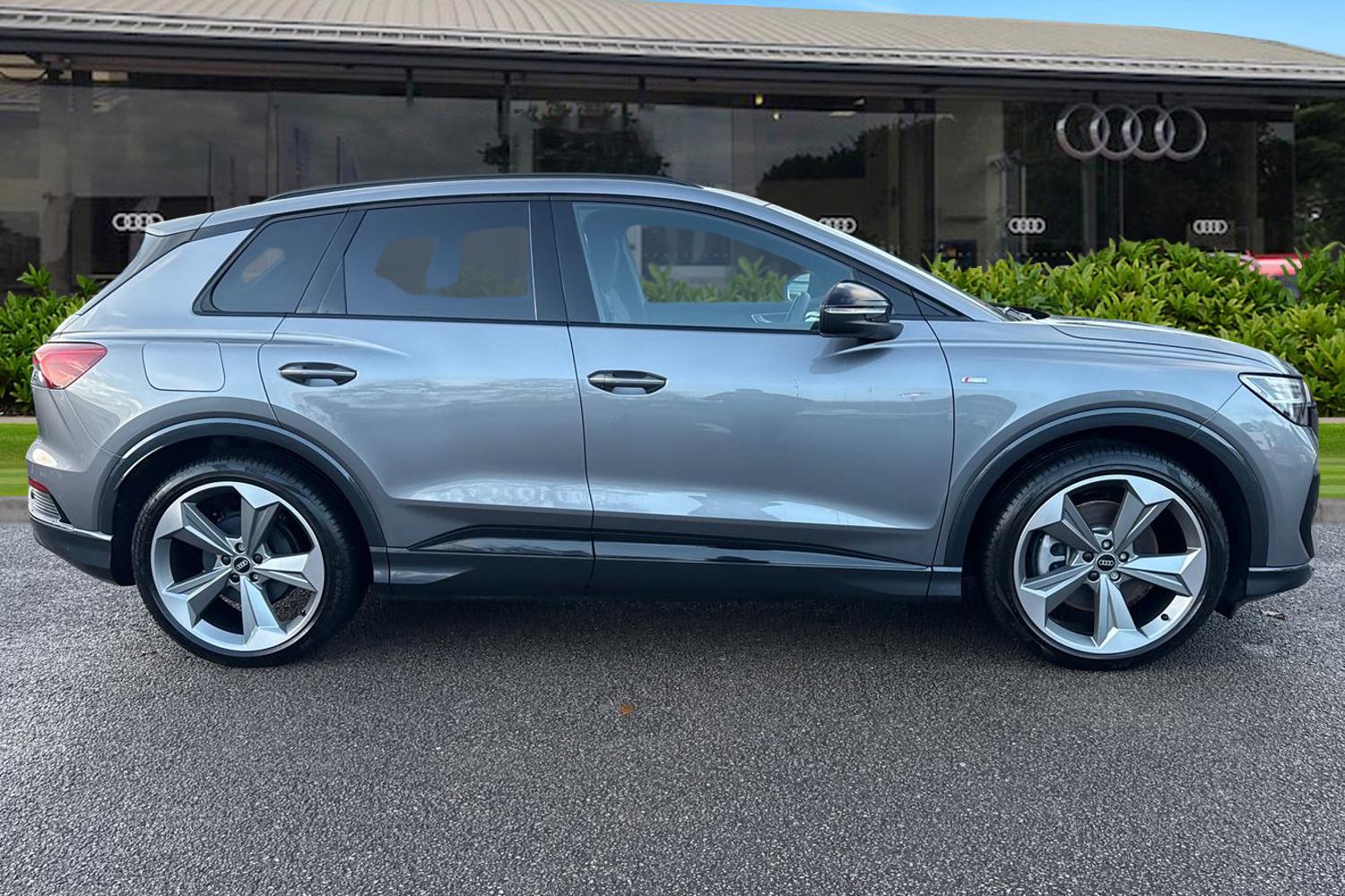 Used Audi Q4 e-tron 2025 for sale - 76863268: Photo 3