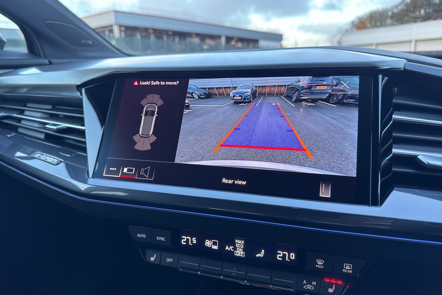 Used Audi Q4 e-tron 2025 for sale - 76863268: Photo 32