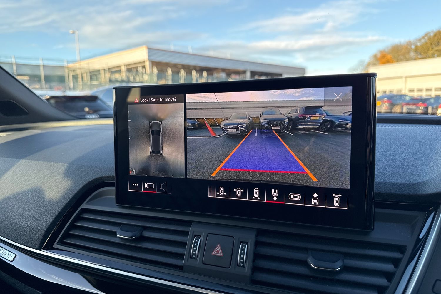 Used Audi Q5 2023 for sale - 76876104: Photo 31