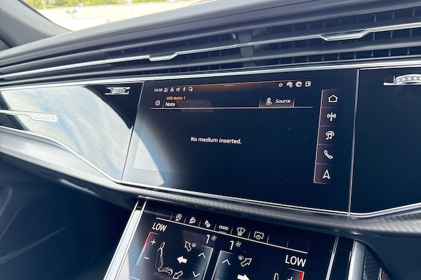 Used Audi RS Q8 2025 for sale - 75787636: Photo 40