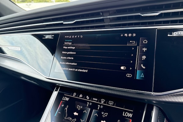 Used Audi RS Q8 2025 for sale - 75787636: Photo 44