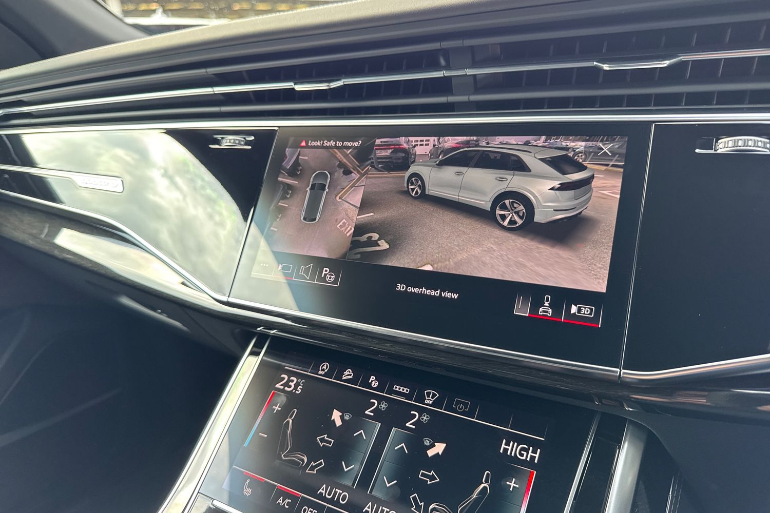 Used Audi SQ8 2025 for sale - 76909475: Photo 28