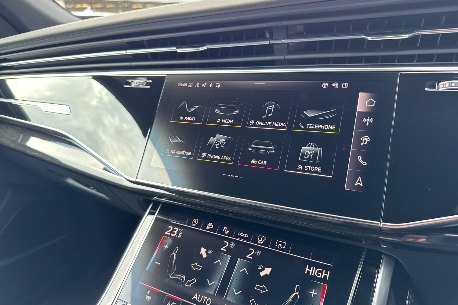 Used Audi SQ8 2025 for sale - 76909475: Photo 30