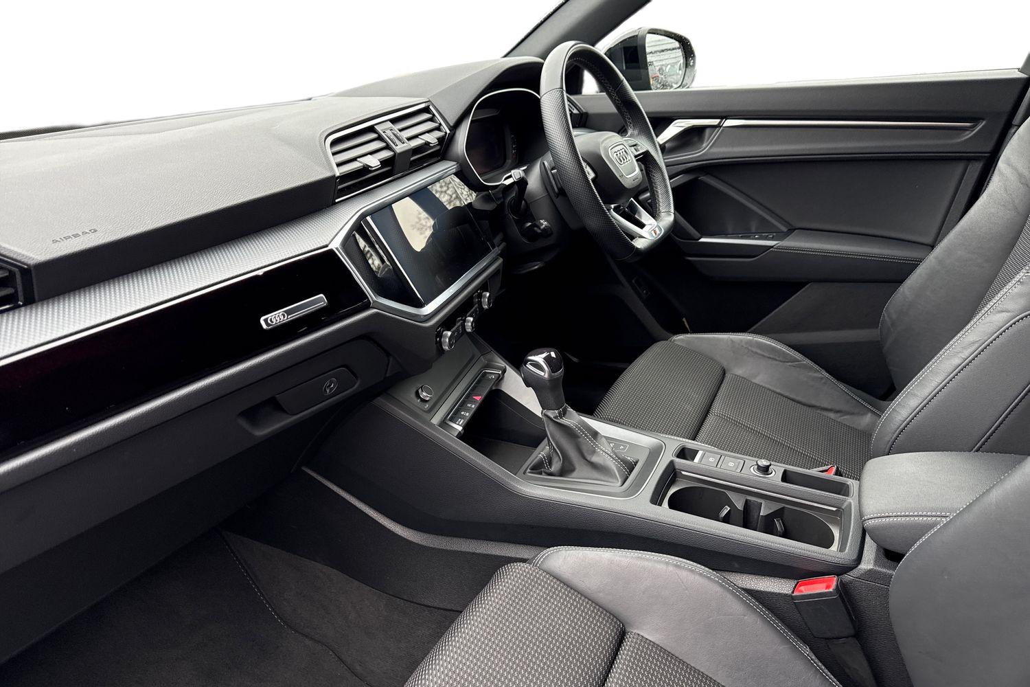 Used Audi Q3 2023 for sale - 77472867: Photo 15