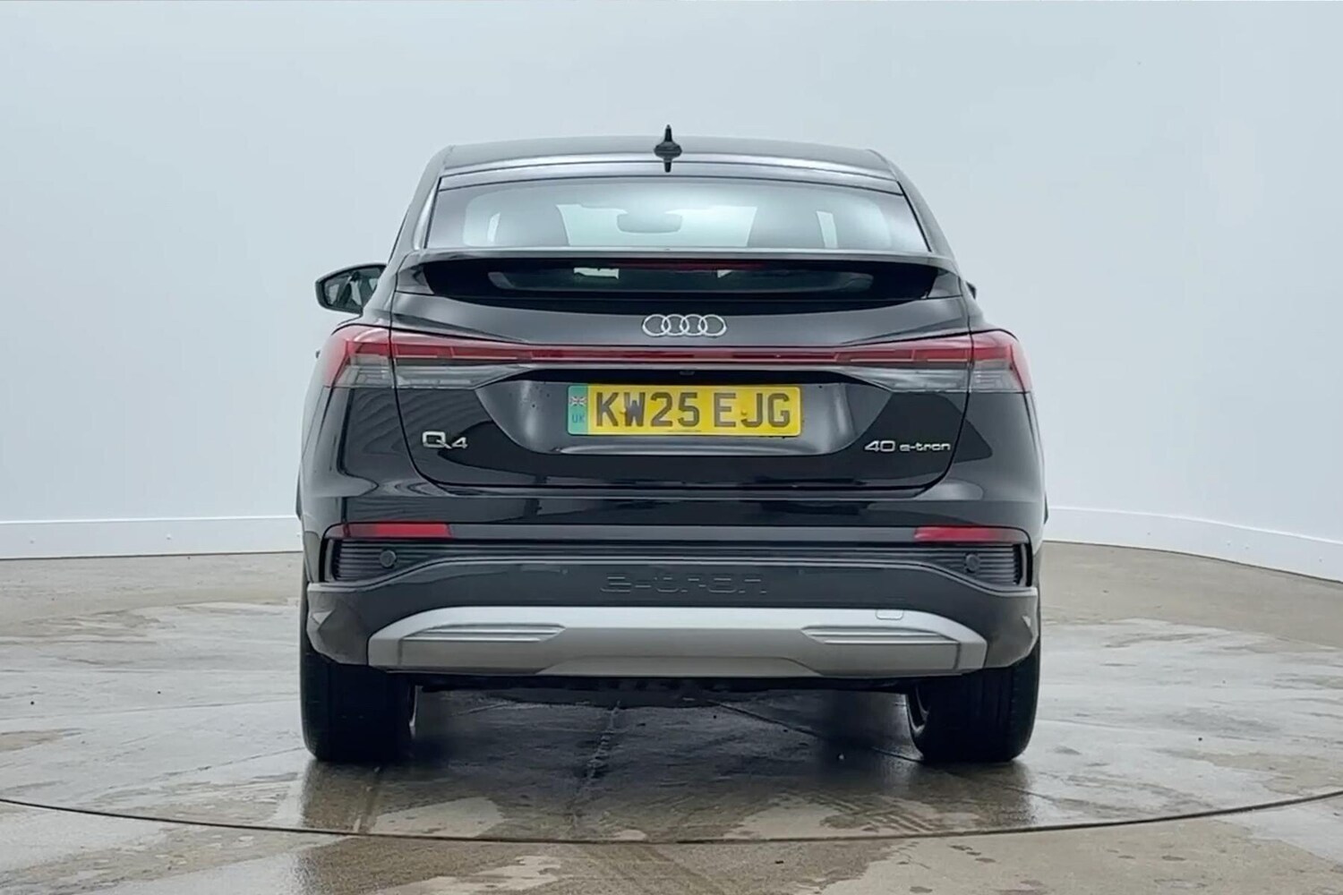 Used Audi Q4 e-tron 2025 for sale - 77463133: Photo 17