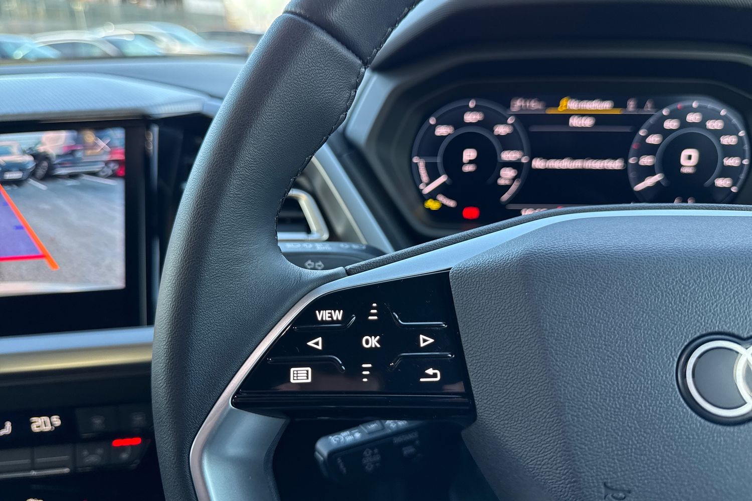 Used Audi Q4 e-tron 2025 for sale - 76896083: Photo 26