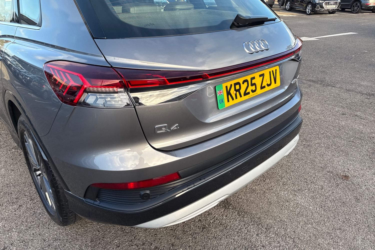 Used Audi Q4 e-tron 2025 for sale - 76896083: Photo 8