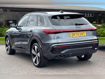 Used Audi Q5 2025 for sale - 76629863: Photo