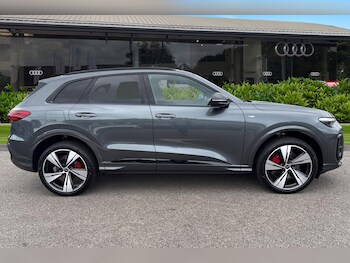 Used Audi Q5 2025 for sale - 76629863: Photo