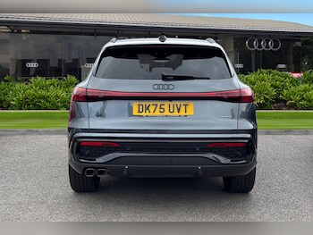 Used Audi Q5 2025 for sale - 76629863: Photo