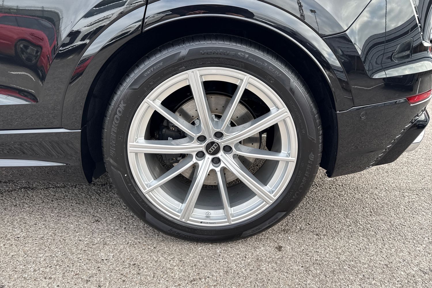 Used Audi RS Q8 2025 for sale - 75847183: Photo 10