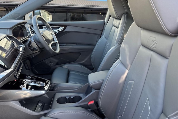 Used Audi Q4 e-tron 2025 for sale - 75823704: Photo 15