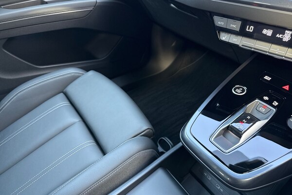 Used Audi Q4 e-tron 2025 for sale - 75823704: Photo 18
