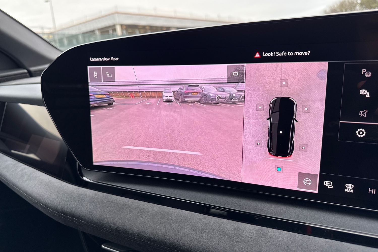 Used Audi Q6 e-tron 2026 for sale - 77435966: Photo 31