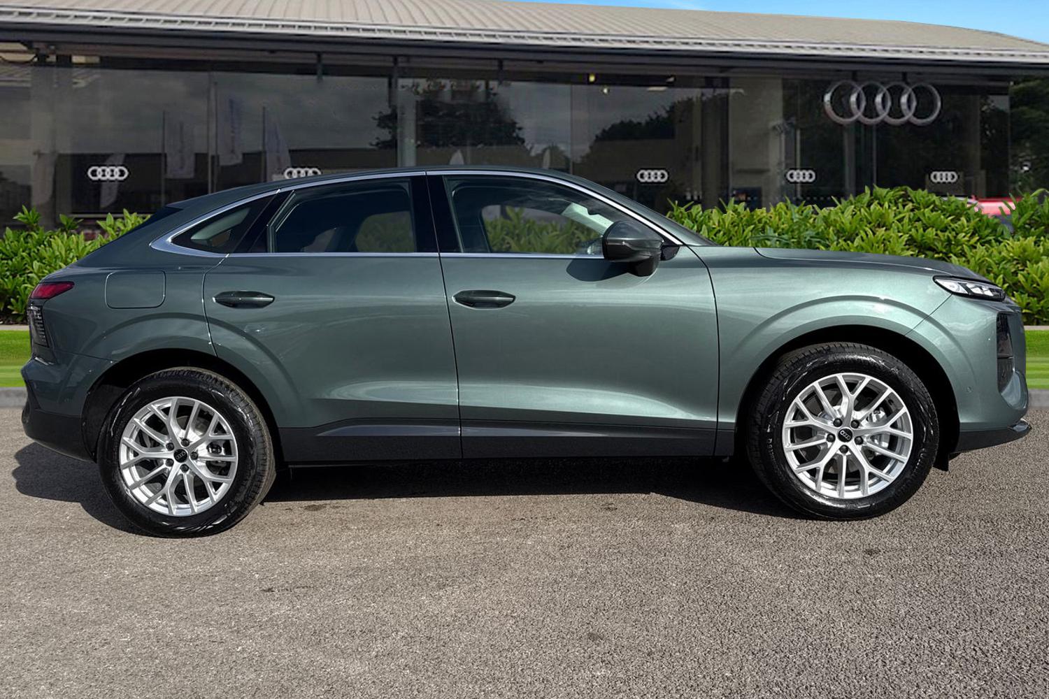 Used Audi Q3 2026 for sale - 77758479: Photo 3