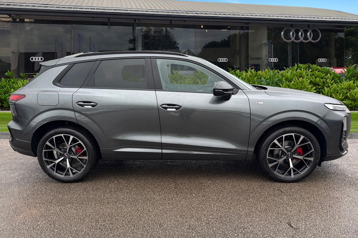 Used Audi Q3 2026 for sale - 77842984: Photo 3