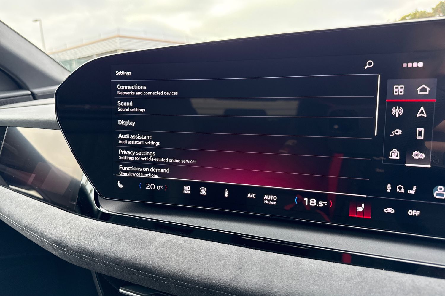 Used Audi Q6 e-tron 2025 for sale - 76177417: Photo 44