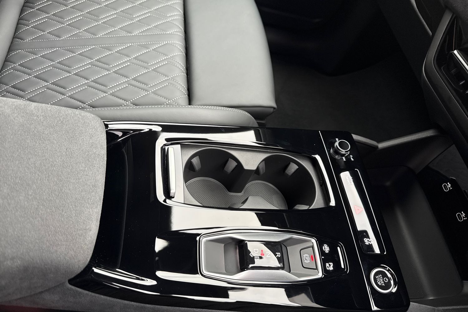 Used Audi Q6 e-tron 2025 for sale - 76177417: Photo 58