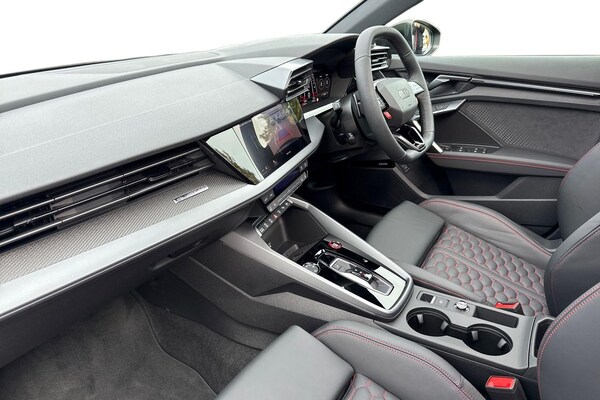 Used Audi RS3 2025 for sale - 76256994: Photo 15