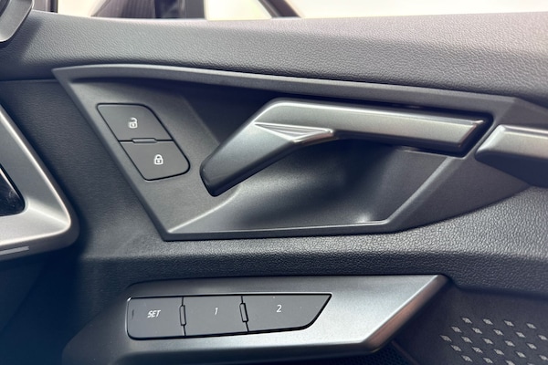 Used Audi RS3 2025 for sale - 76256994: Photo 21