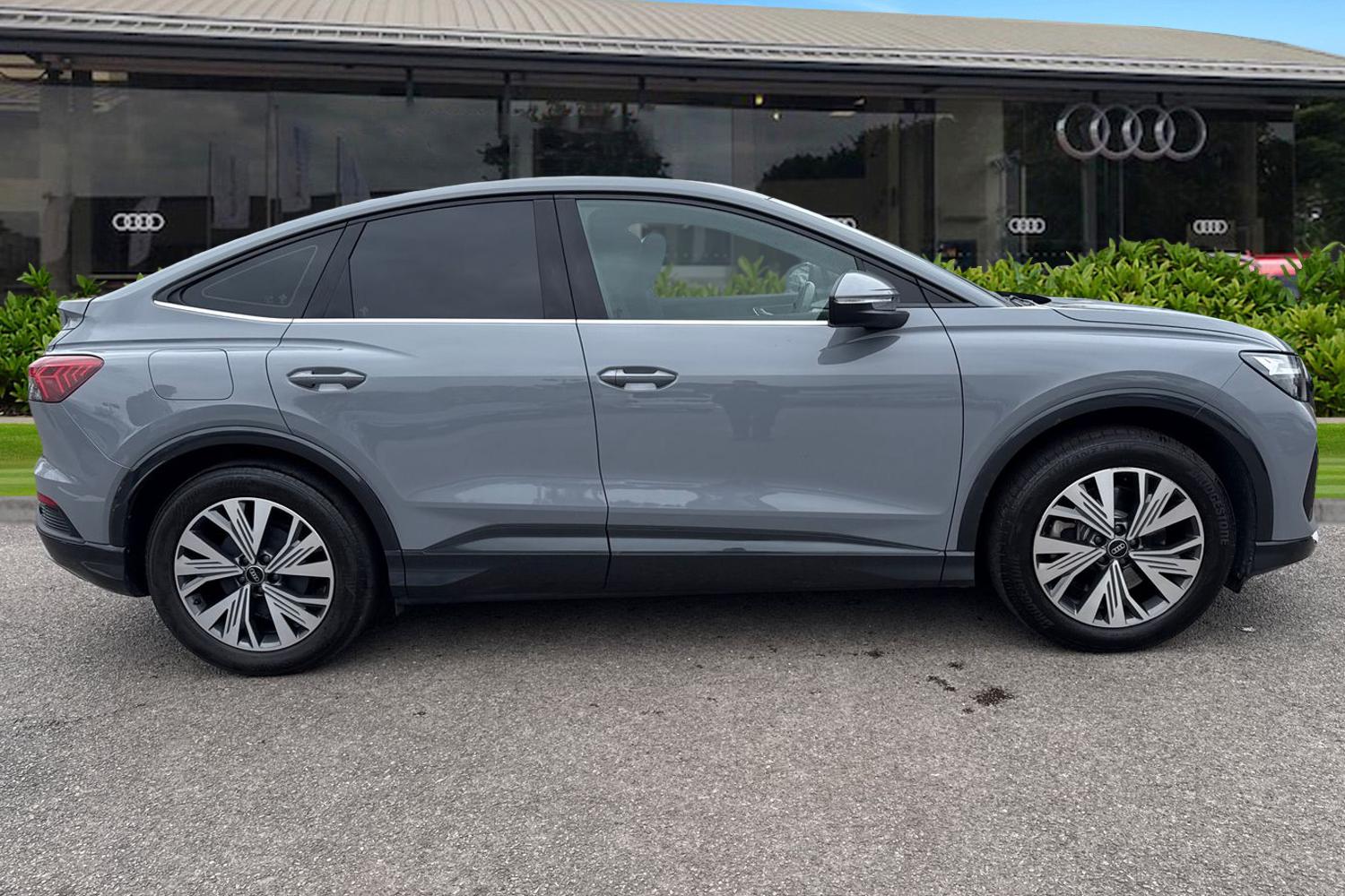 Used Audi Q4 e-tron 2023 for sale - 78107453: Photo 3