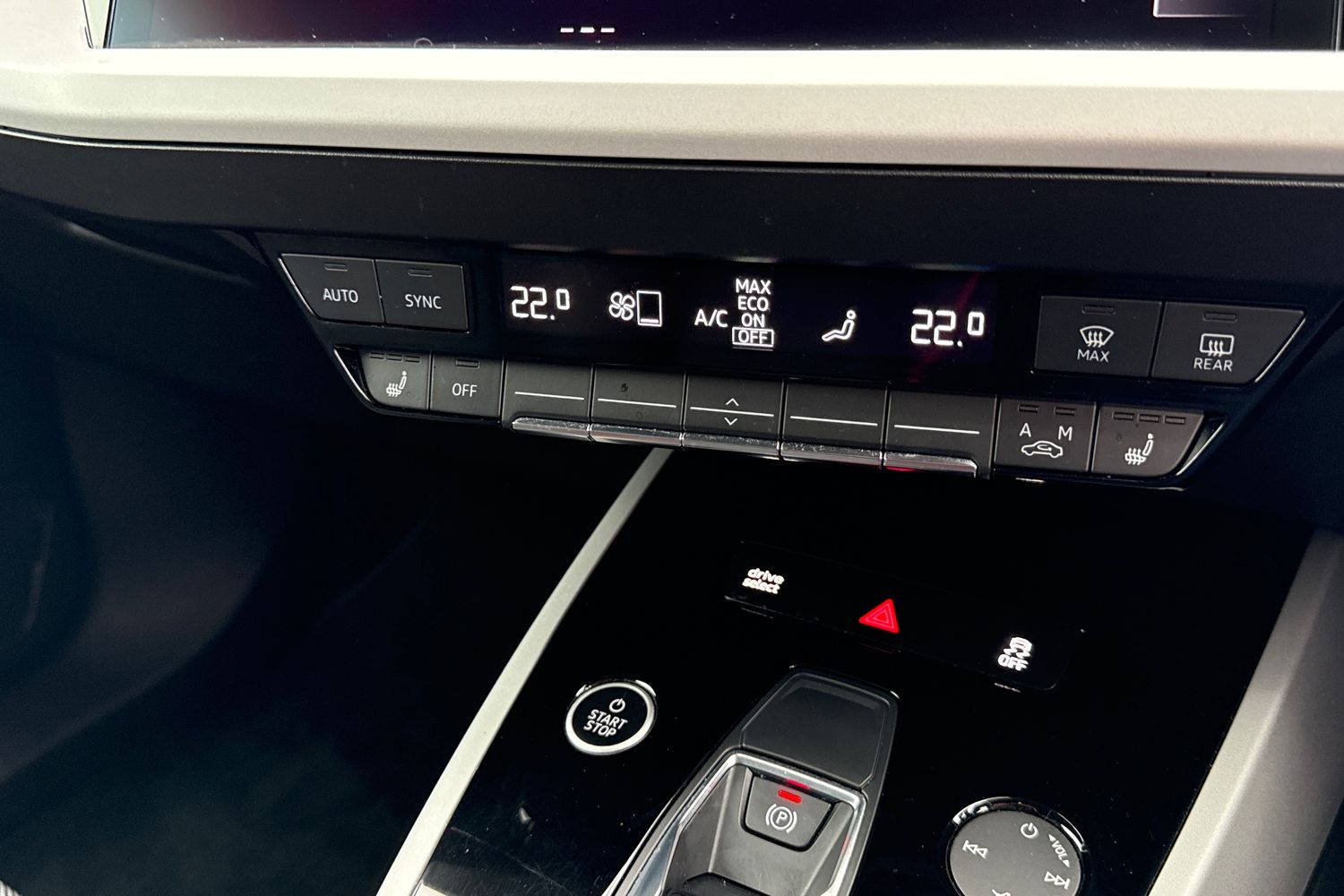 Used Audi Q4 e-tron 2023 for sale - 78107453: Photo 47