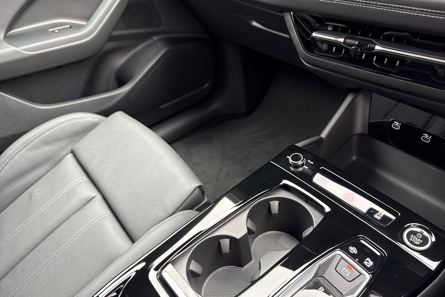 Used Audi Q6 e-tron 2025 for sale - 77194905: Photo 20