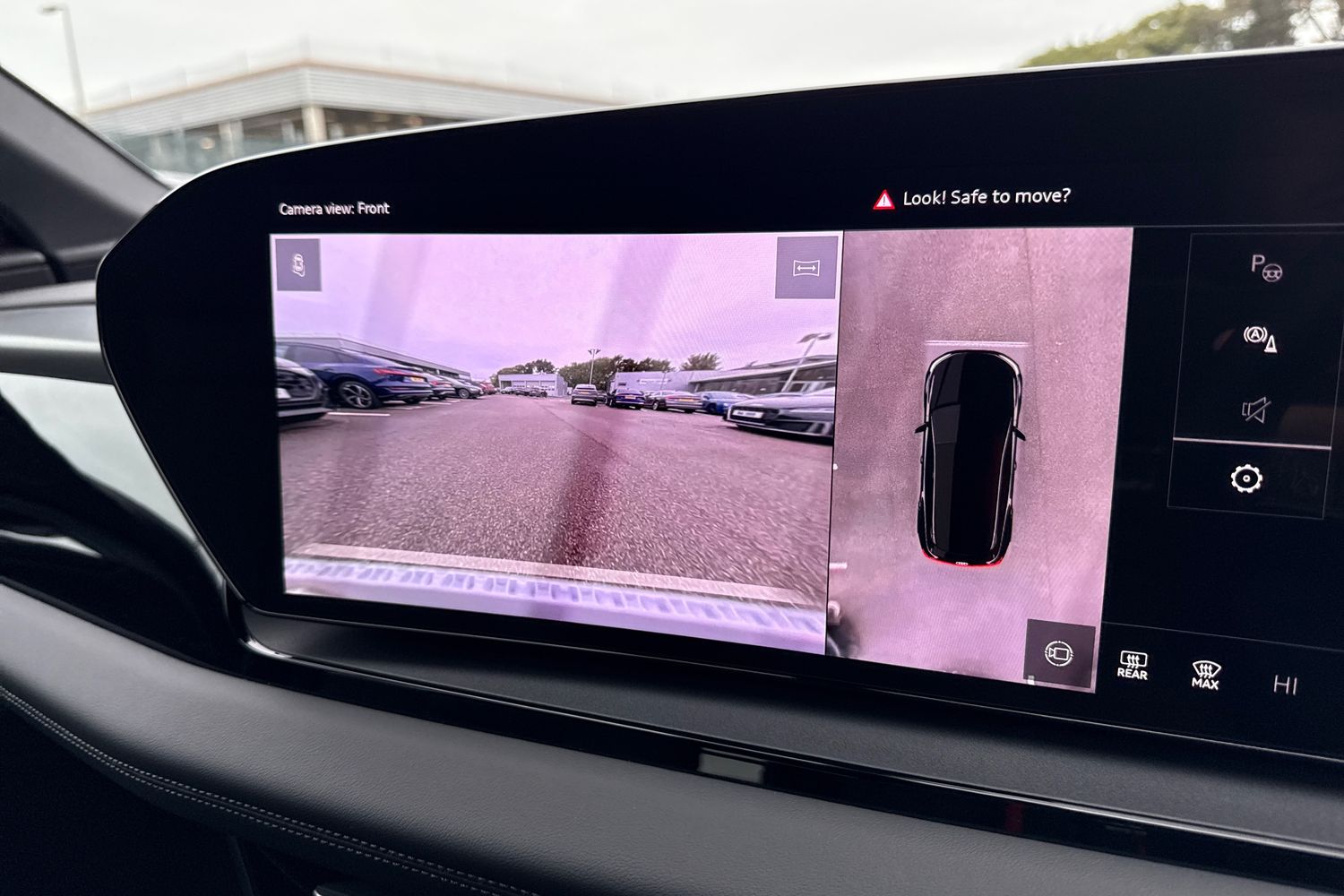 Used Audi Q6 e-tron 2025 for sale - 77194905: Photo 31