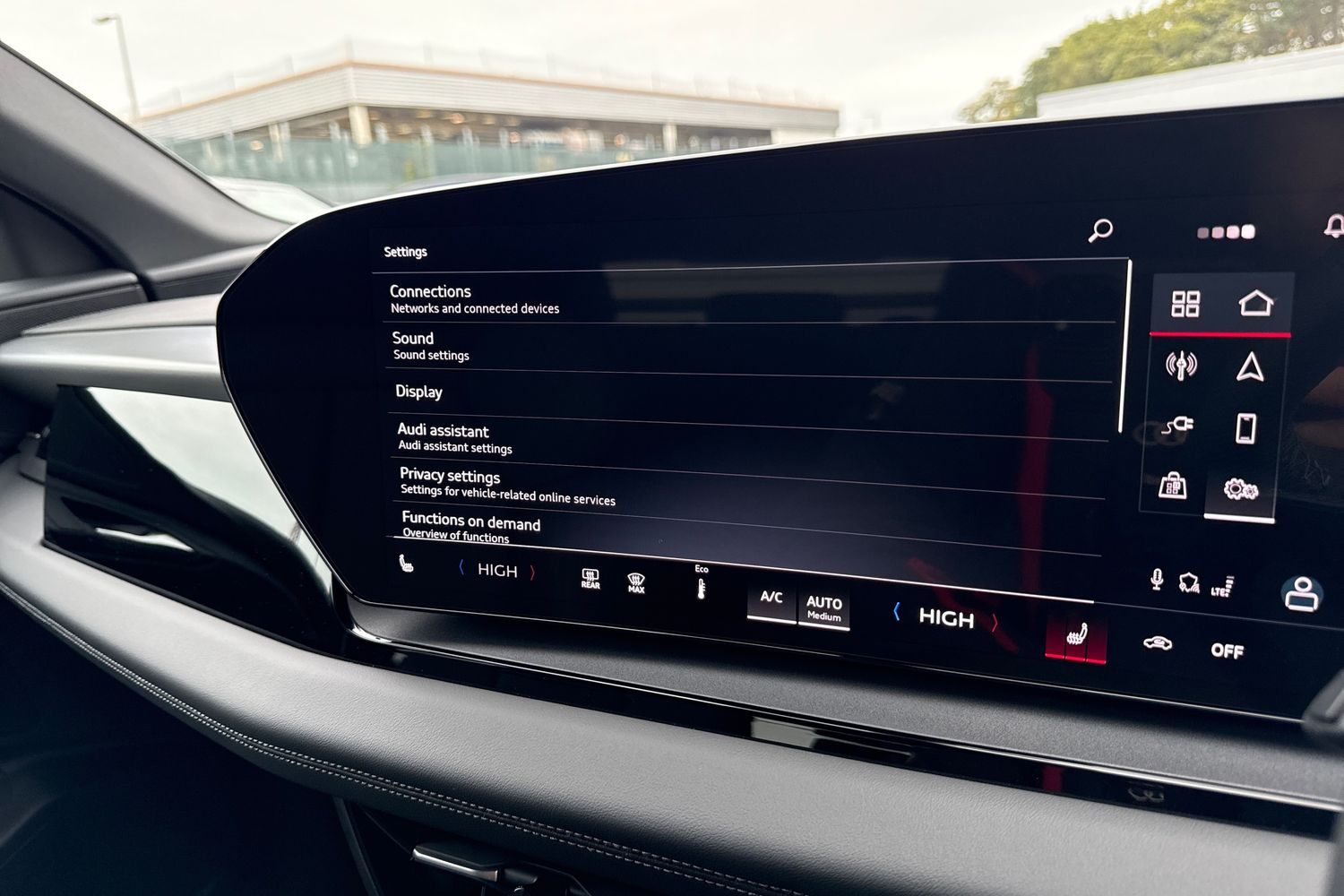 Used Audi Q6 e-tron 2025 for sale - 77194905: Photo 40