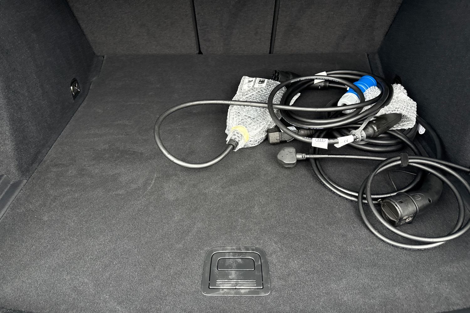 Used Audi Q6 e-tron 2025 for sale - 77194905: Photo 7