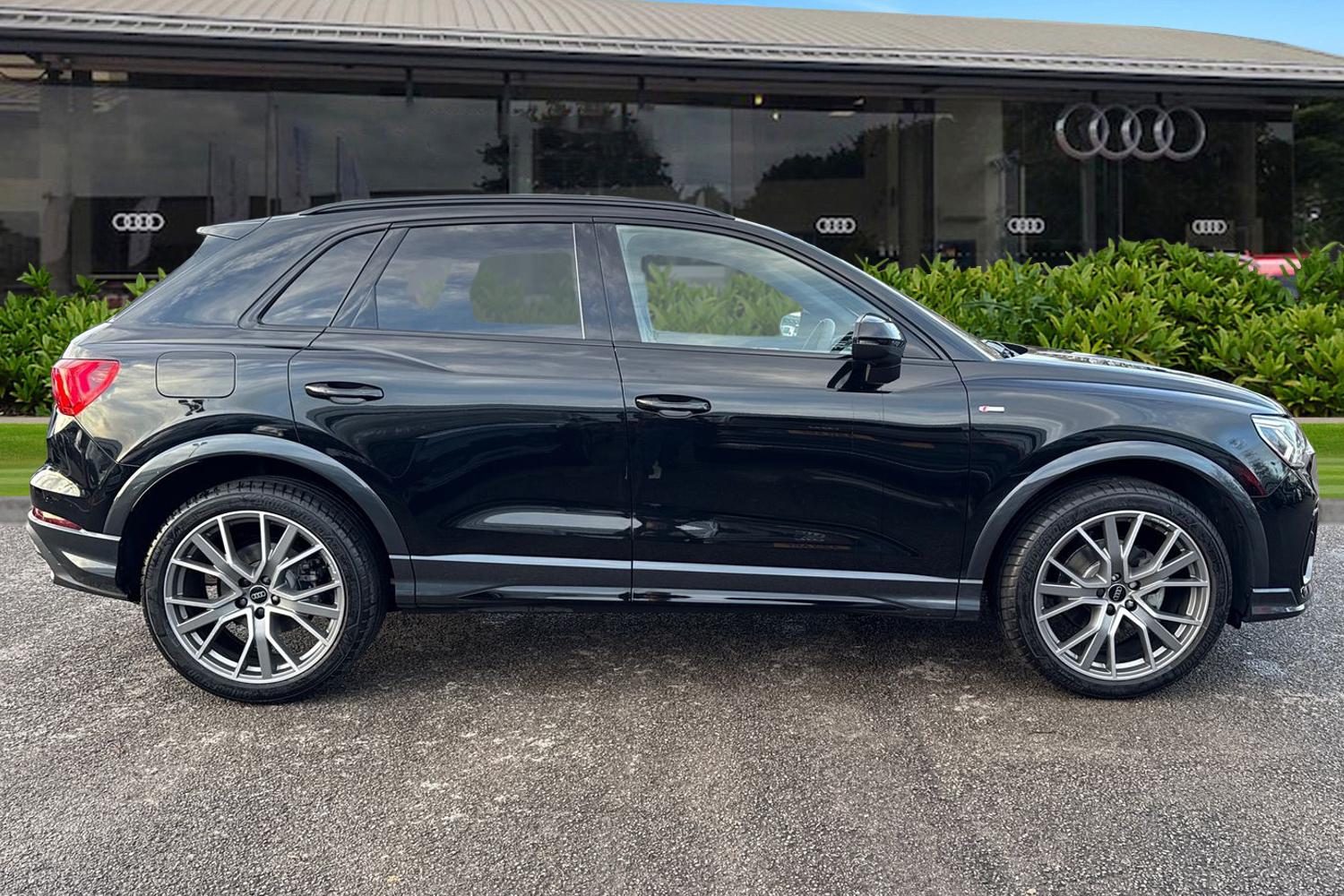 Used Audi Q3 2025 for sale - 76789565: Photo 3