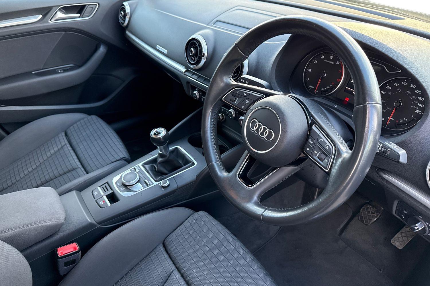 Used Audi A3 2017 for sale - 76576182: Photo 14