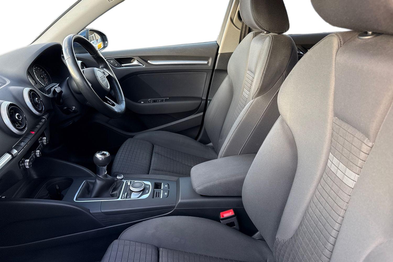 Used Audi A3 2017 for sale - 76576182: Photo 16