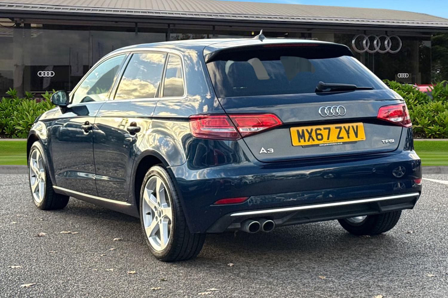 Used Audi A3 2017 for sale - 76576182: Photo 2