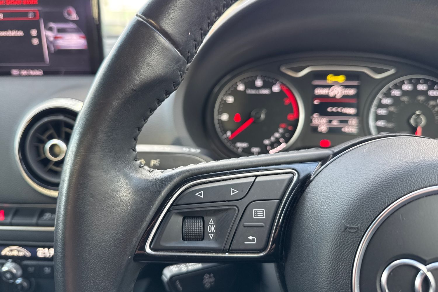 Used Audi A3 2017 for sale - 76576182: Photo 27