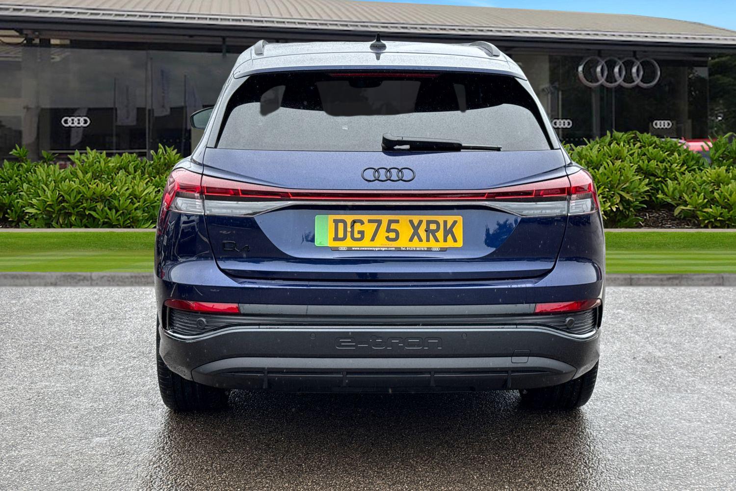 Used Audi Q4 e-tron 2025 for sale - 77165858: Photo 4