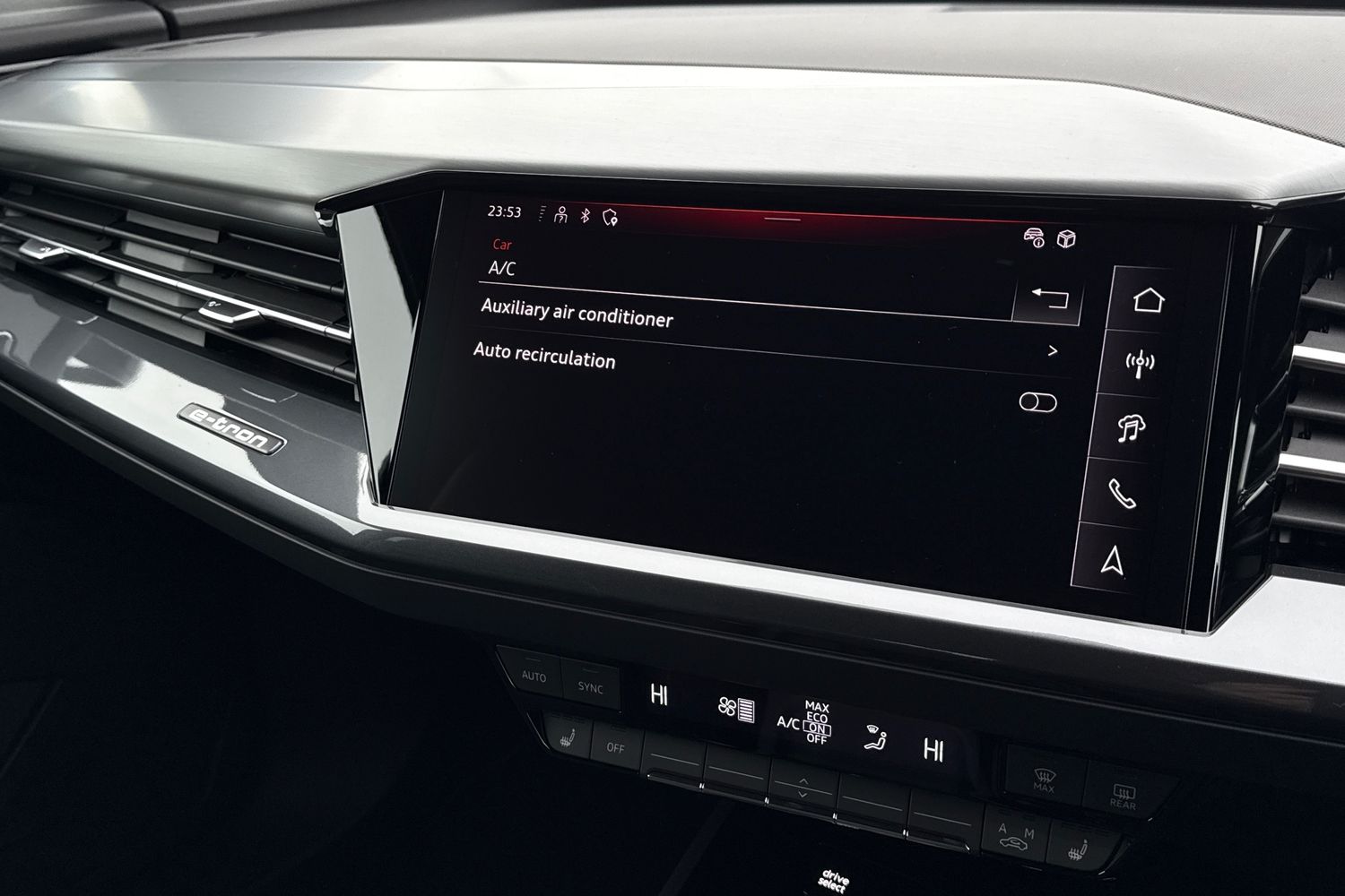 Used Audi Q4 e-tron 2025 for sale - 77165858: Photo 43