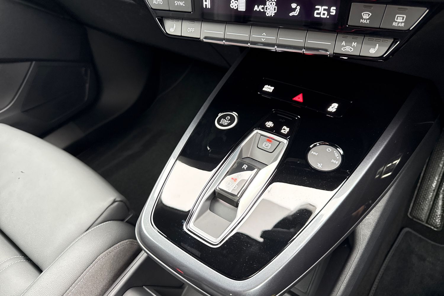 Used Audi Q4 e-tron 2025 for sale - 77165858: Photo 57