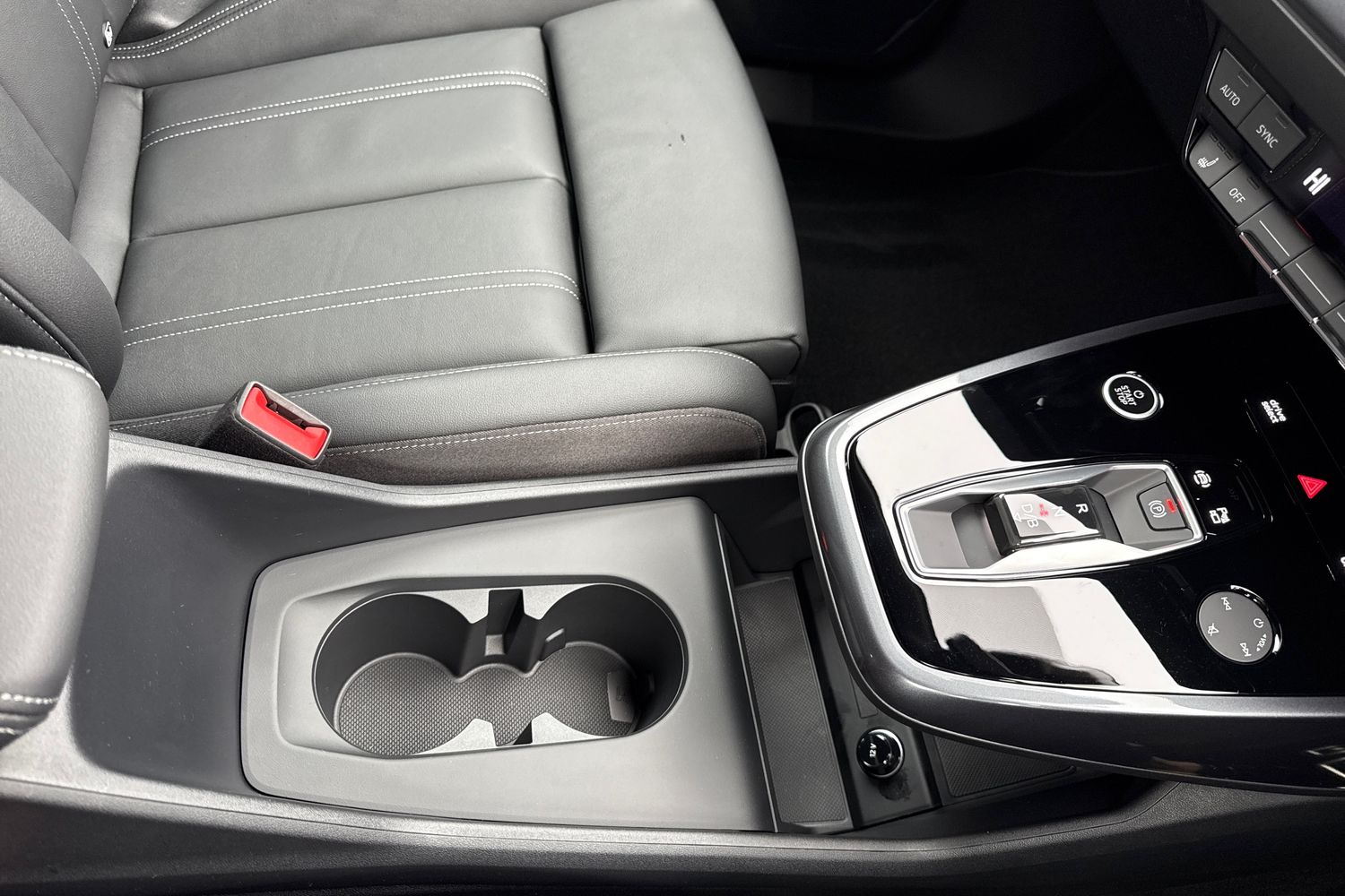 Used Audi Q4 e-tron 2025 for sale - 77165858: Photo 58