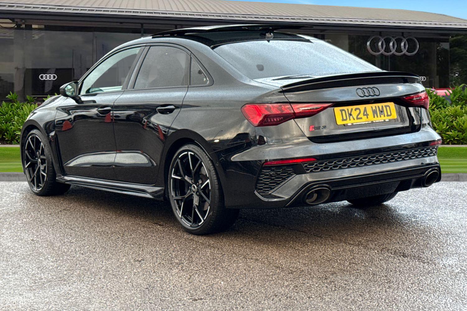 Used Audi RS3 2024 for sale - 77187304: Photo 2